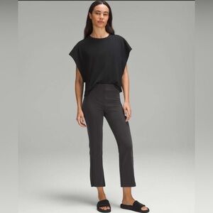 *NWOT*Lululemon | Ribbed Softstreme Zip-Leg High-Rise Cropped Pants 25”